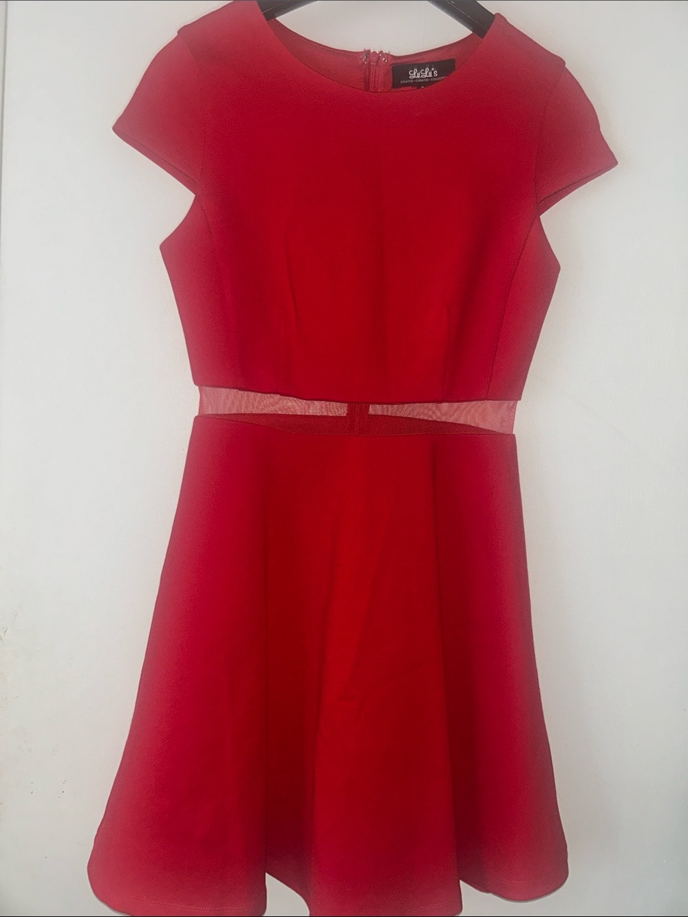 Lulu’s Classic Red Fit-and-Flare Dress - Women's Elegant Day-to-Night Style sz S